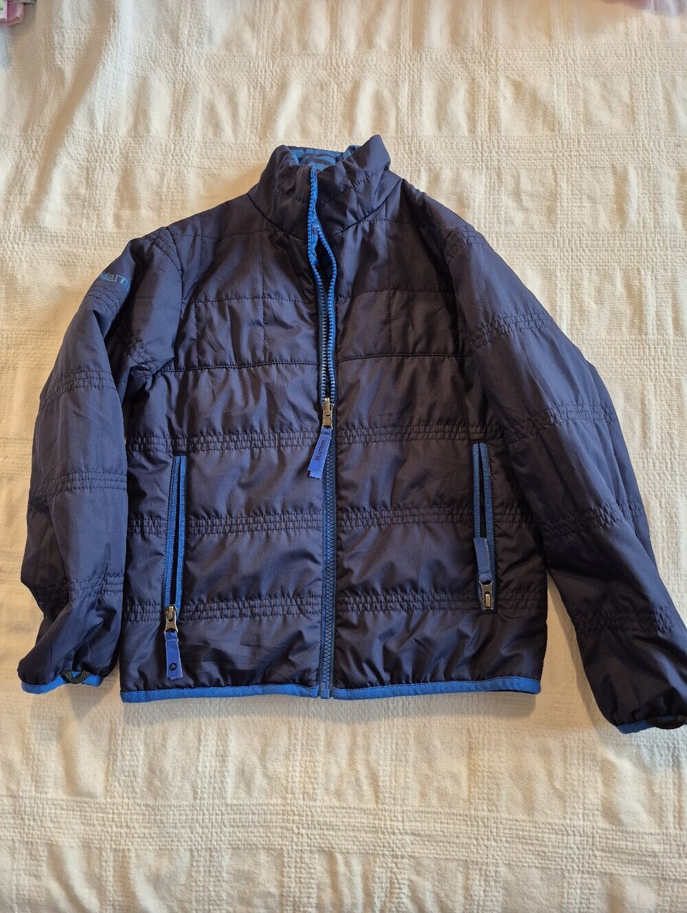Marmot boys Size Small or 6-8, 2 KLE2-02 tone blue reversible light jacket VGUC